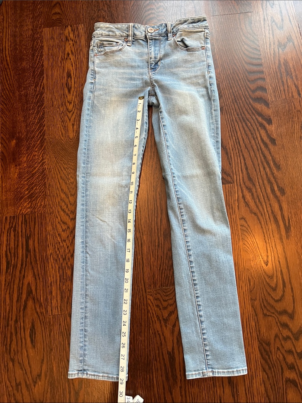American Eagle Outfitters Light Blue Skinny Jeans